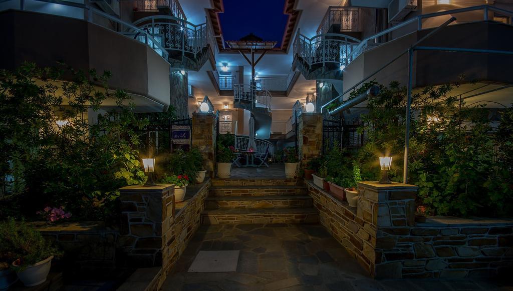 Sky Hotel Sarti Dış mekan fotoğraf